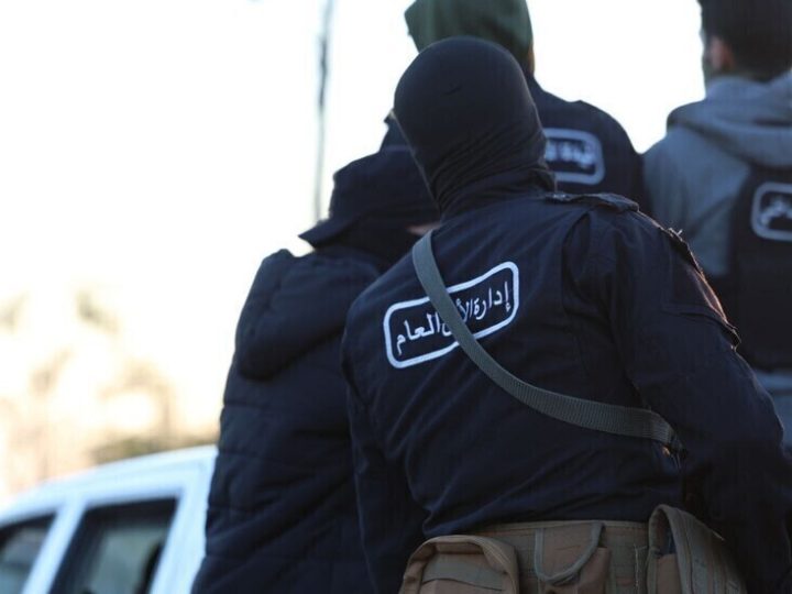 الدفاع السورية: القبض على 5 متسللين في ريف طرطوس بعضهم من عناصر النظام السابق