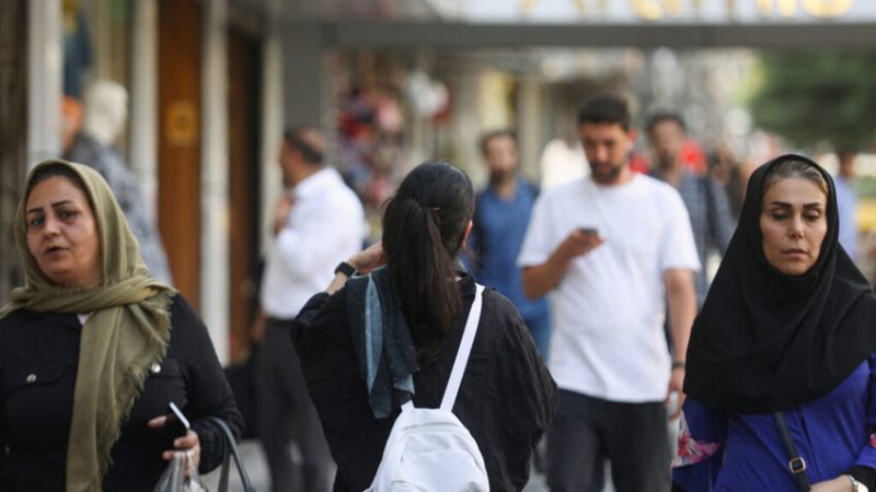 إيران تدق ناقوس الخطر.. عدد السكان سيتراجع إلى النصف