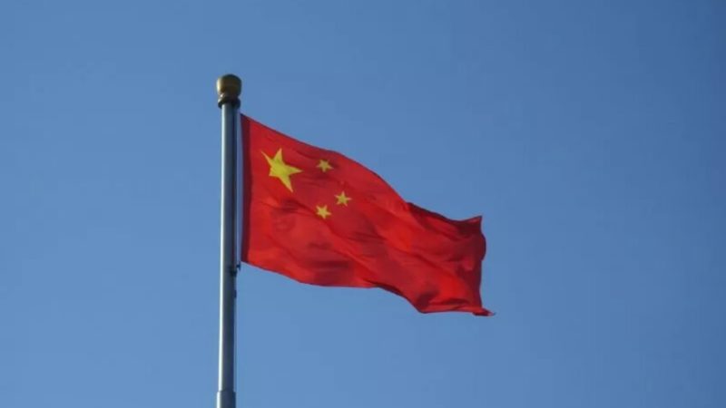 السفارة الصينية: مبيعات الأسلحة الأمريكية لتايوان تقرب المنطقة من الصراع