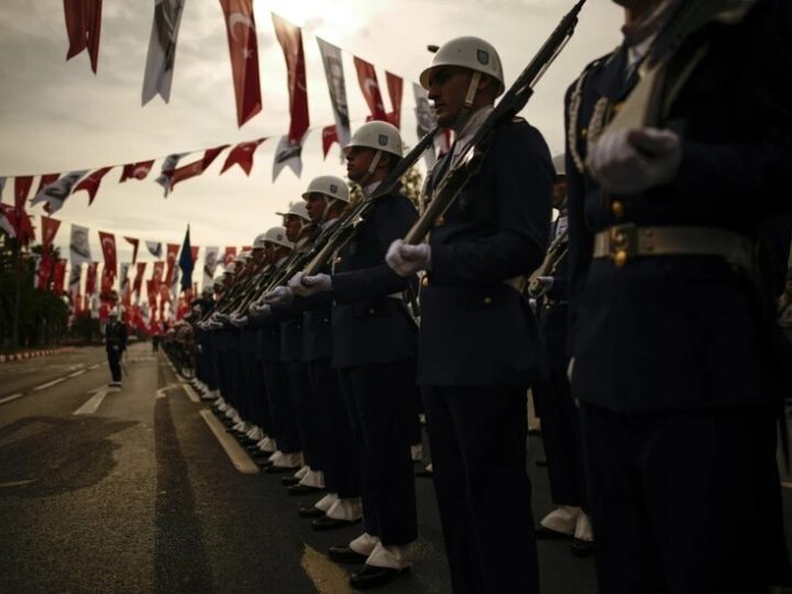 “مواجهة صامتة”.. الدفاع التركية ترد مجددا على حساب الجيش الإسرائيلي باللغة التركية (صورة)