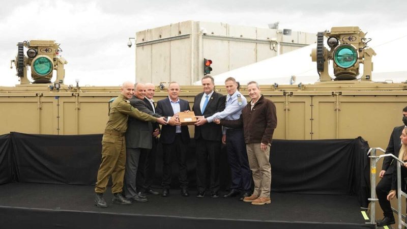 “الشعاع الحديدي”.. الجيش الإسرائيلي يتسلم أول نظام اعتراض ليزري (صور)