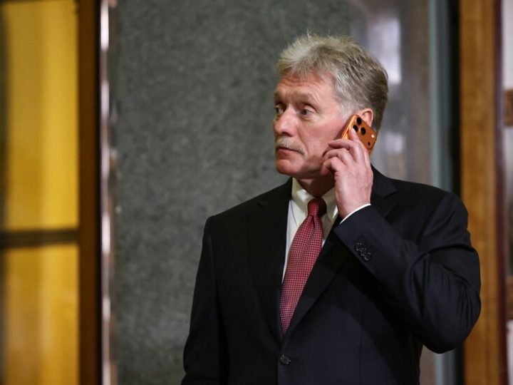 بيسكوف يؤكد إجراء اتصال هاتفي بين بوتين وترامب