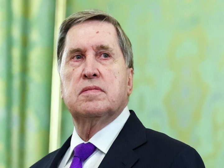 أوشاكوف: بوتين وترامب متفقان على أن وقف إطلاق النار من أجل الاستفتاء سيؤدي إلى إطالة أمد الصراع