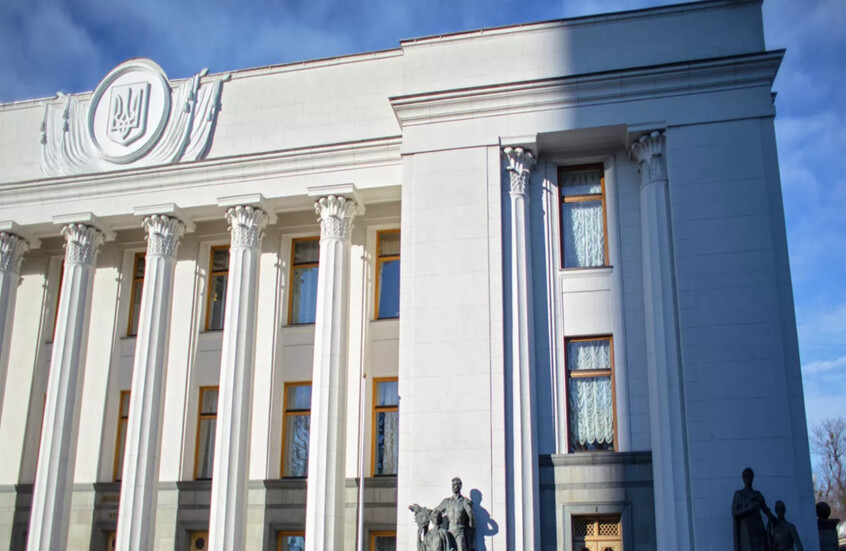 نائب أوكراني: محطة كييف الكهرومائية تعرضت لأضرار جسيمة