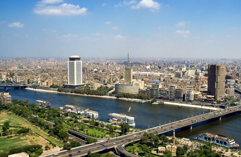 تصفية ودمج وإلغاء.. مصر تتجه لإعادة هيكلة مؤسسات كبرى بالبلاد