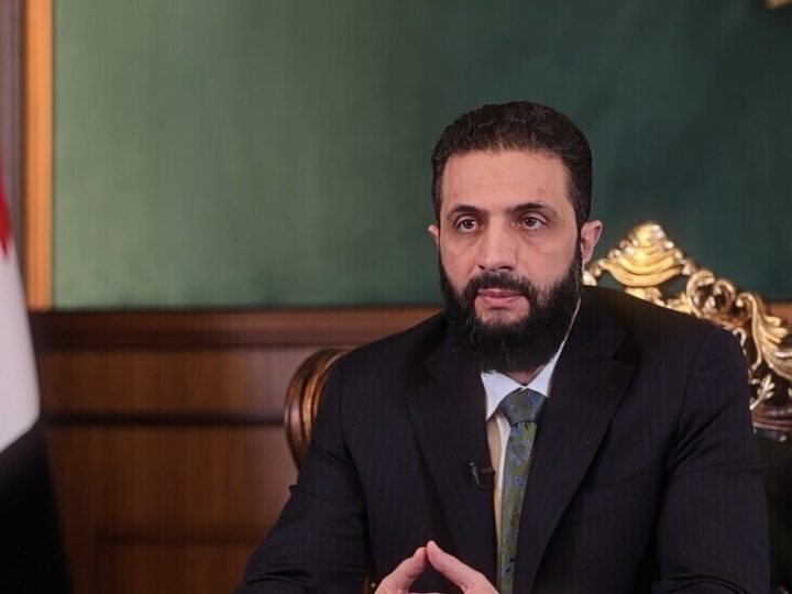 ترامب: الشرع رجل قوي صعب المراس يعمل جاهدا من أجل سوريا وآمل أن ينسجم نتنياهو مع دمشق