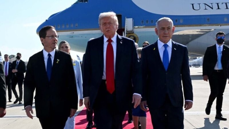 مكتب هرتصوغ ينفي صحة تصريحات ترامب بشأن العفو عن نتنياهو