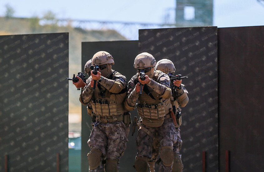 الشرطة التركية تعتقل 110 مشتبها بهم في حملة ضد تنظيم “داعش”