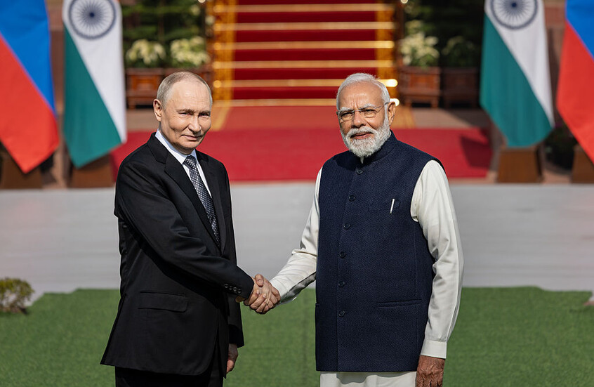 مودي: الهند تشعر بقلق بالغ إزاء تقارير عن محاولة استهداف مقر إقامة الرئيس الروسي