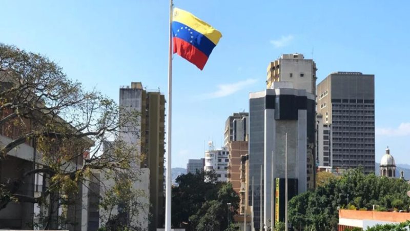 فنزويلا تدمر 39 طائرة خلال عام بسبب مهربي المخدرات