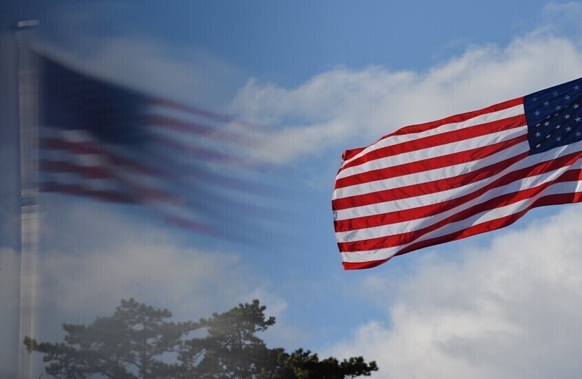 الولايات المتحدة تسلط “سيف ديموقليس” على رقاب القضاة والمسؤولين الأمنيين الأوروبيين