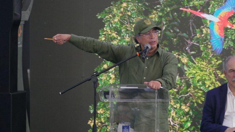 رئيس كولومبيا: واشنطن قصفت مصنعا للكوكايين داخل الأراضي الفنزويلية