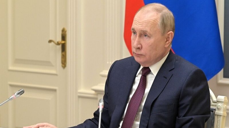 لوكاشينكو: بوتين رفض فكرة توجيه ضربة لمراكز صنع القرار في كييف