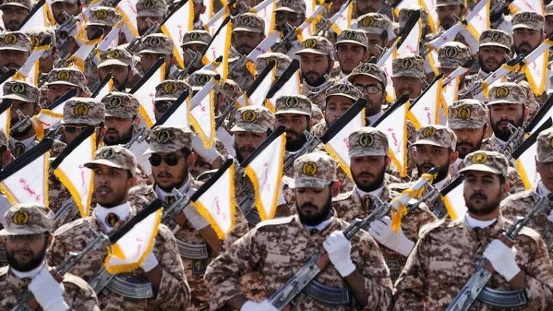 قائد مقر “بقية الله الأعظم”: إذا اندلعت حرب فلن يكون رد إيران كما في السابق