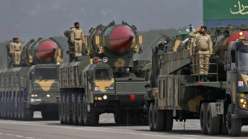 الجيش الباكستاني يتعهد بإحباط المخططات العدائية ويكشف عن الدول الداعمة لها