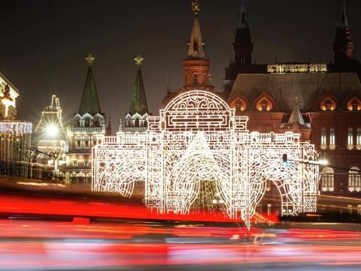 إذاعة “يوم القيامة” تبث رسالة جديدة بعد دقائق من بداية عام 2026