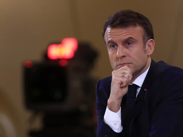 ماكرون يتعهد بحماية الانتخابات الفرنسية المقبلة من النفوذ الأجنبي (فيديو)