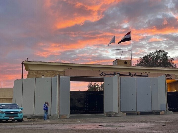 إسرائيل تتجه لفتح معبر رفح بالاتجاهين بعد ضغوطات كبيرة من ترامب