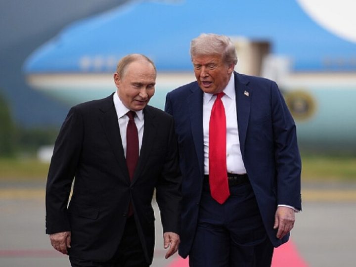 مساعدة بايدن: ترامب يكنّ الاحترام لبوتين