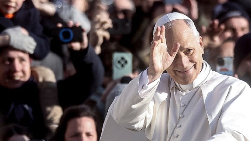 بابا الفاتيكان يدعو روما لأن تكون مدينة رحيمة تستقبل الضعفاء والأجانب في قداس رأس السنة