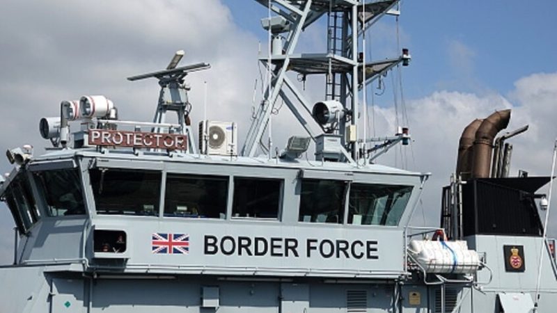 بريطانيا.. وصول أكثر من 41 ألف مهاجر غير شرعي في 2025