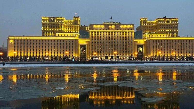 الدفاع الروسية تسلم الجانب الأمريكي بيانات المسيرات الأوكرانية التي هاجمت مقر إقامة بوتين