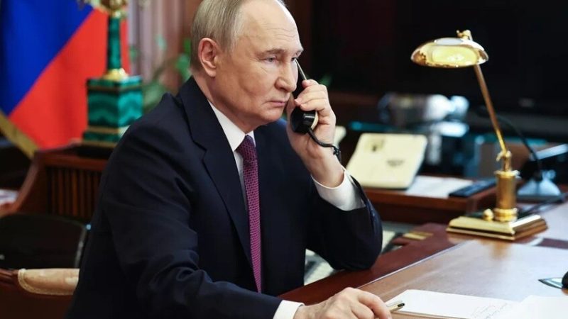 بوتين يتلقى تقريرا حول الهجوم الأوكراني على خيرسون