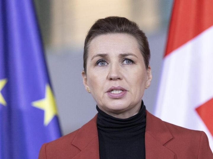 رئيسة وزراء الدنمارك تقر في خطاب “الوداع المحتمل” بأخطائها في إدارة البلاد وتجدد التزامها بدعم كييف