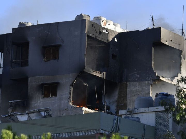 تقرير: إسرائيل تبحث خيارات المواجهة مع “حزب الله” بعد انتهاء مهلة نزع السلاح