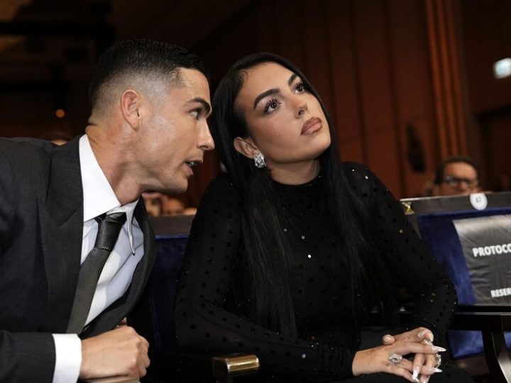 مبلغ مالي كبير.. خطيبة رونالدو تكسب قضية “تشهير” بها