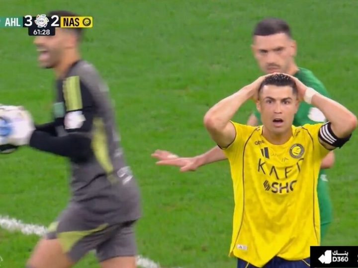 شاهد.. رونالدو يهدر فرصة هدف بغرابة في “الكلاسيكو”