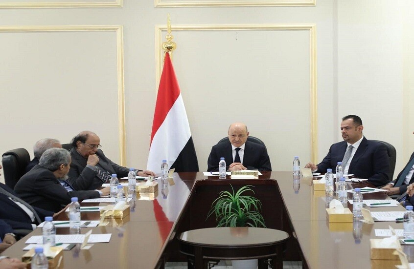 اليمن..”درع الوطن” تتقدم في سيؤون والعليمي يوجه باستئناف الرحلات من مطارها وإلى تسلم المعسكرات سلميا