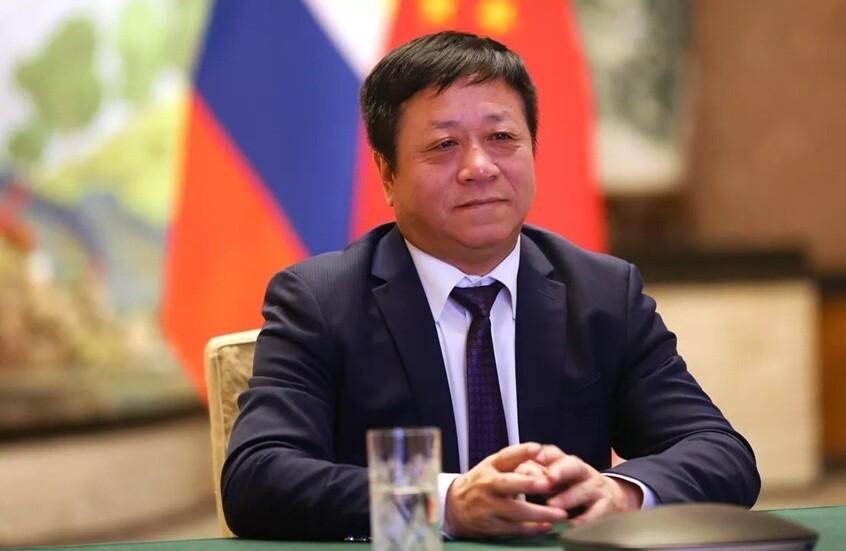 سفير الصين في موسكو: مبيعات الأسلحة الأمريكية تعرقل السلام في مضيق تايوان