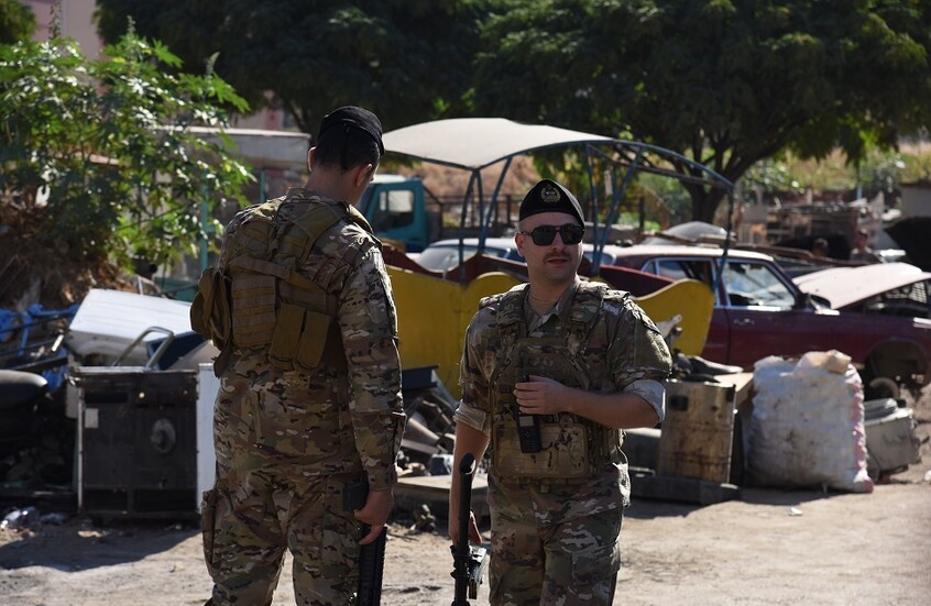 مصادر أمنية لبنانية: حملة واسعة للتحقق من وجود قيادات من النظام السوري السابق