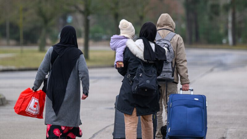 انخفاض طلبات اللجوء في ألمانيا بنسبة الثلث في 2025