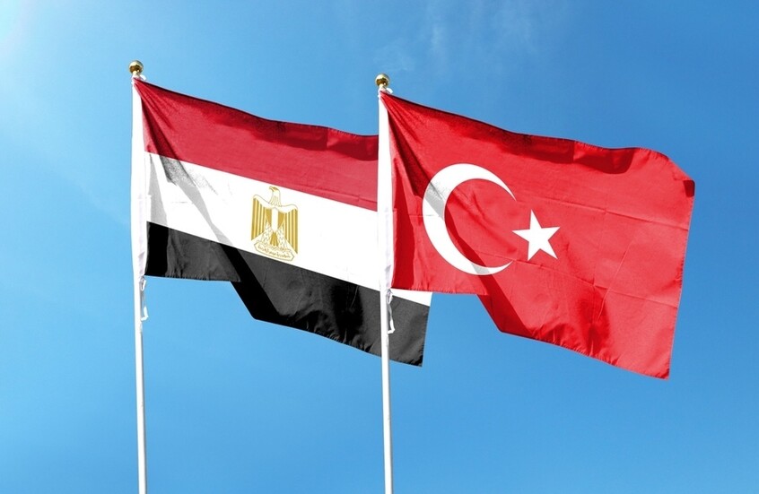 صفقة تركية جديدة تدعم الصناعات المصرية في قلب قناة السويس