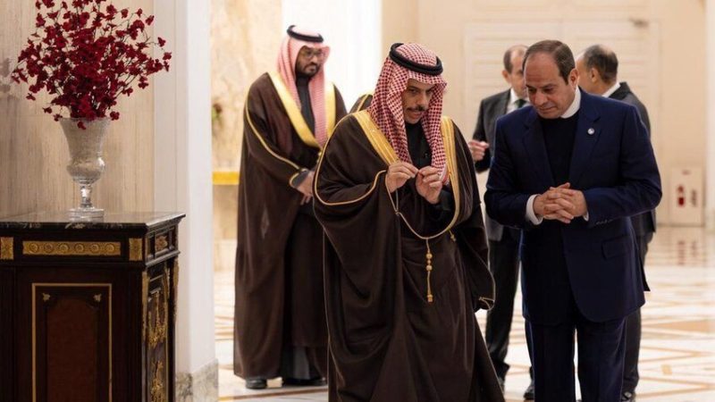 ملفات استراتيجية حاسمة.. ما الذي يخفيه لقاء السيسي وفيصل بن فرحان؟