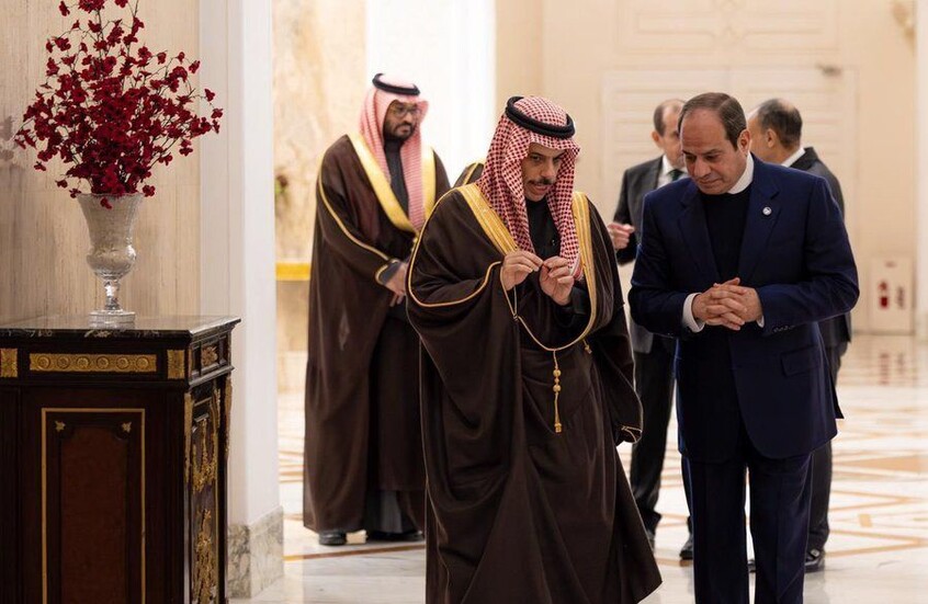 ملفات استراتيجية حاسمة.. ما الذي يخفيه لقاء السيسي وفيصل بن فرحان؟