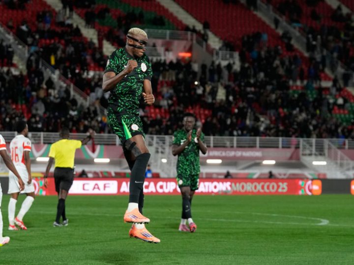 نيجيريا تهزم موزمبيق بحصة عريضة وتبلغ ربع نهائي كأس إفريقيا