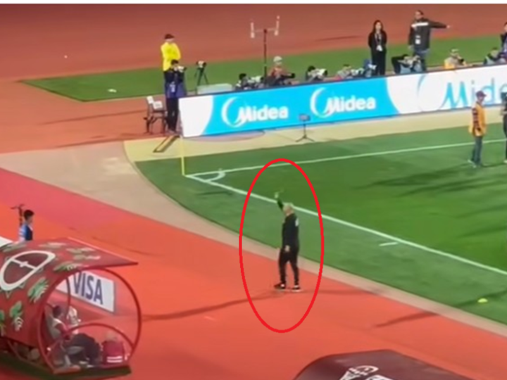 حركة حسام حسن للجمهور المغربي بعد هدف صلاح في شباك بنين تثير ضجة واسعة (فيديو)