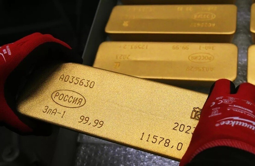 روسيا تجدد احتياطيات الذهب والفضة بمعدلات تفوق الإنتاج