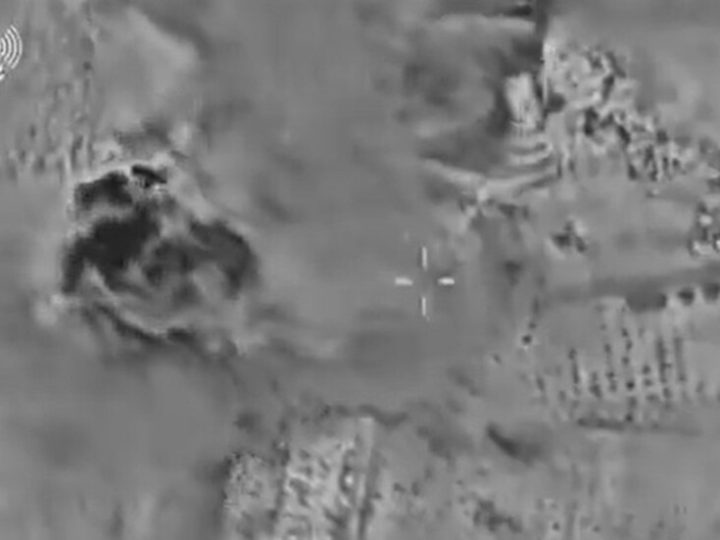 الجيش الإسرائيلي: استهداف مستودعات للأسلحة ومواقع لـ”حزب الله” و”حماس” في لبنان