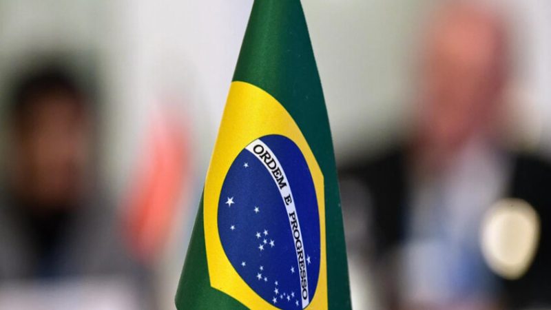 نائب برازيلي يحذر من خطر هجوم أمريكي على بلاده