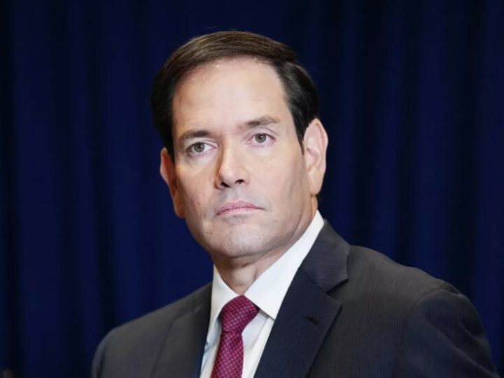 بارو: واشنطن تستبعد غزو غرينلاند وتسعى لشرائها