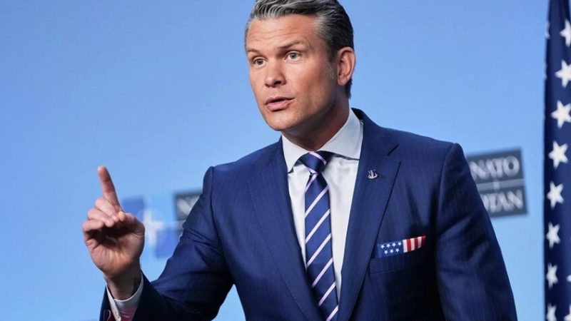 وزير الحرب الأمريكي يعلق على احتجاز ناقلة نفط روسية