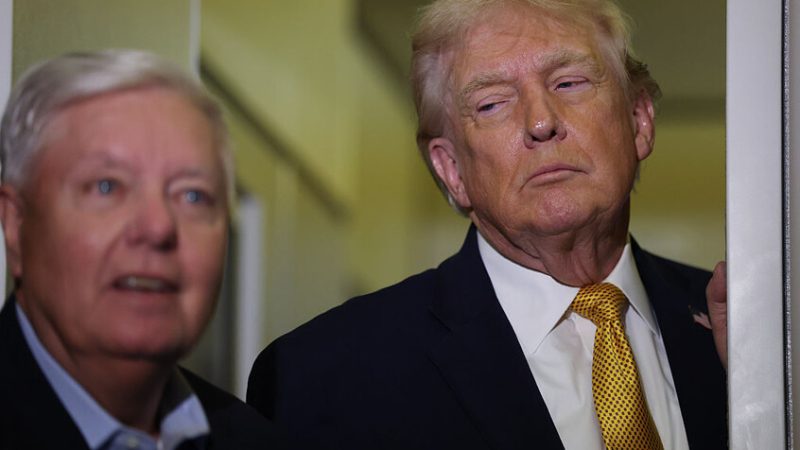 ليندسي غراهام: ترامب أعطى “الضوء الأخضر” لتشديد العقوبات المفروضة على روسيا