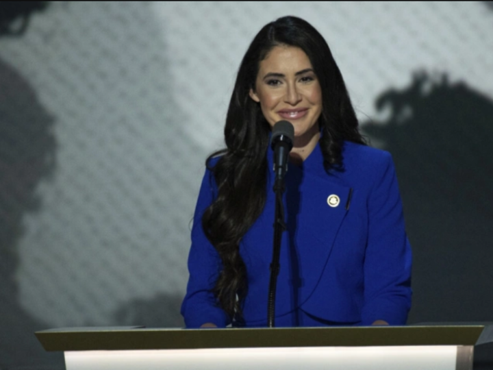 النائبة الجمهورية أنا بولينا لونا: الخارجية الأمريكية وافقت على قدوم 4 أعضاء من مجلس الدوما الروسي