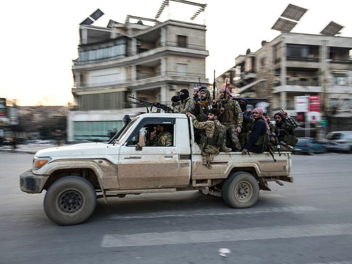 وزير الخارجية الإسرائيلي يحذر من الهجمات على أكراد حلب