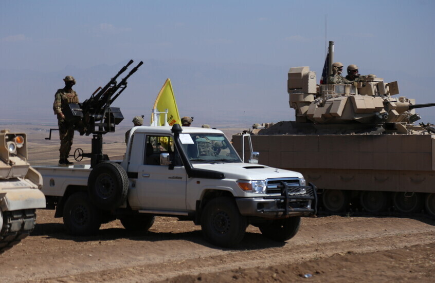 إعلام سوري: الجيش التركي يستهدف عبر المدفعية والطيران مواقع وتحركات تابعة لقسد شمال شرق سوريا