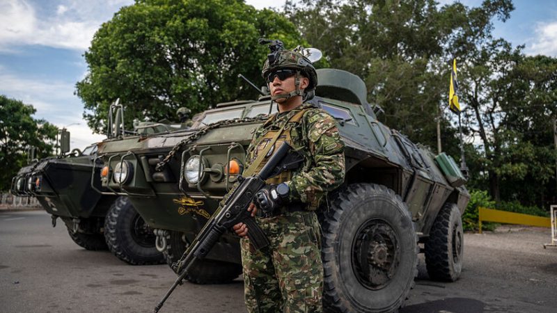 الجيش الفنزويلي يكشف شهادات جنود عما واجهوه بعملية اعتقال مادورو (فيديوهات)